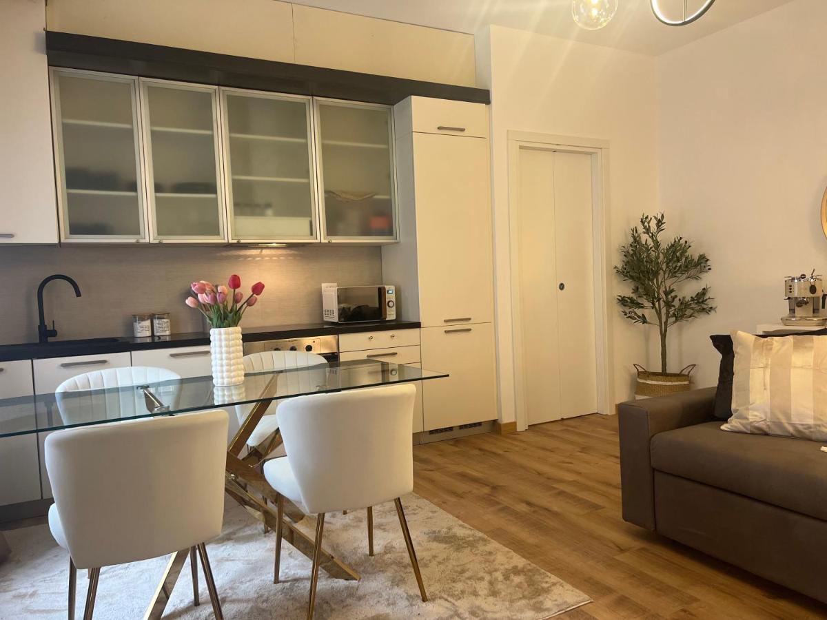Apartamento Regina Milano In Bocconi Exterior foto
